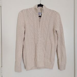Croft & Barrow Cream Cable Knit Sweater